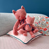 Chats Méloé rose en duo sur coussin Maïlou Tradition