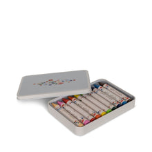  Set de 10 crayons à la cire d'abeille dans leur boite, marque Konges Slojd.