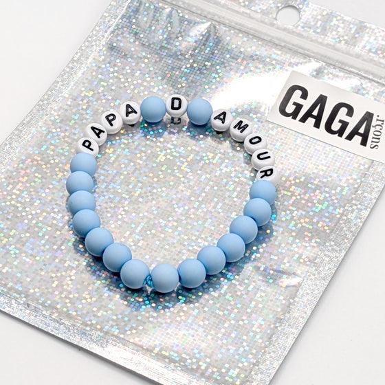 Bracelet perles bleu ciel avec lettres PAPA – Cadeau fête des pères