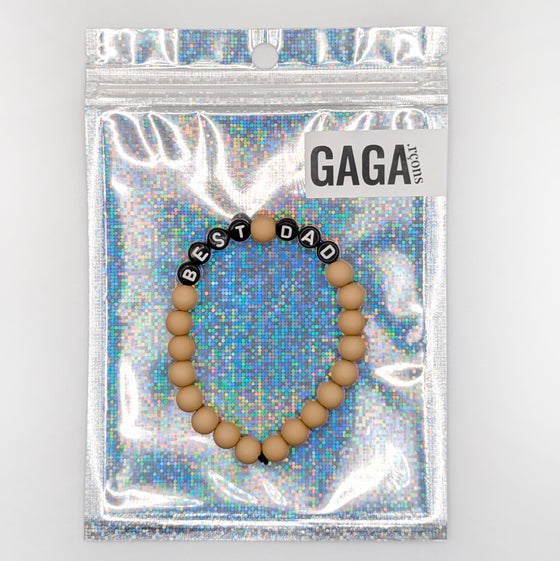 Bracelet perles camel avec lettres PAPA – Cadeau fête des pères