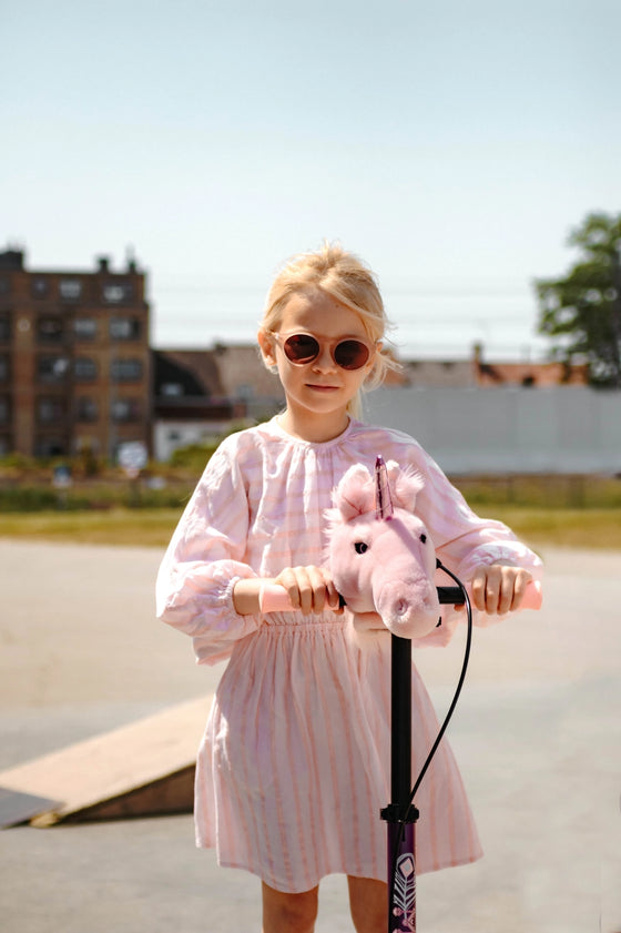 Accessoire tête de licorne rose pour trottinette enfant – Wild & Soft chez Ma Biche