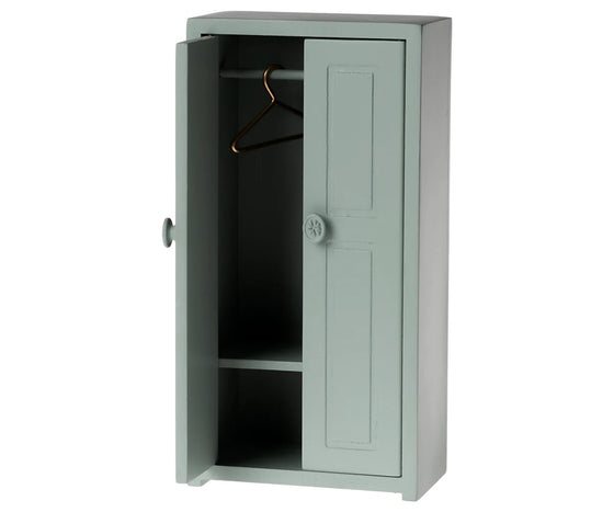 Armoire en bois pour souris, bleu soft, Maileg.