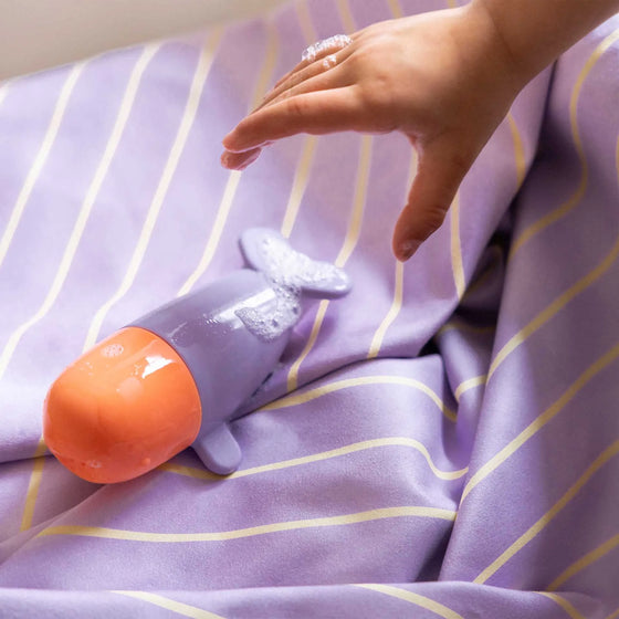 Arroseur pour le bain Queezi, Baleine, Quut.