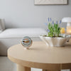 Jouet spinner à ventouse Mushie pour bébé bleu et beige