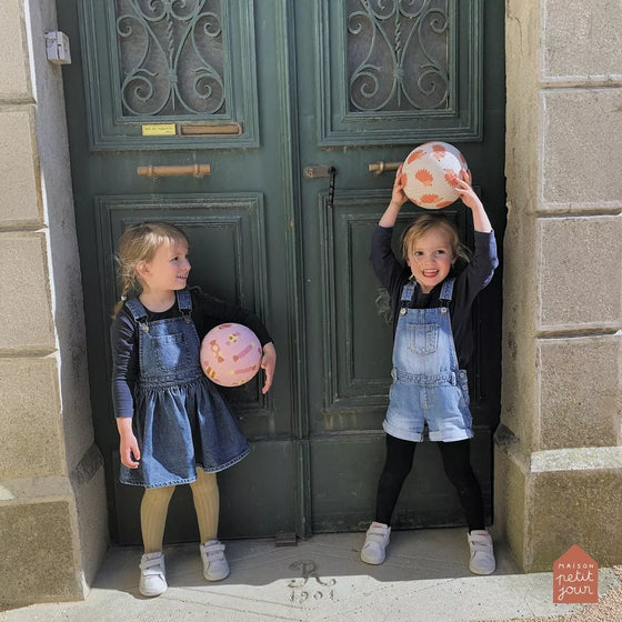 Ballon enfant motif hérissons 13 ou 18 cm – Petit Jour Paris, jeu extérieur et intérieur pour enfants.