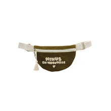  Banane enfant kaki brodée “Minus en Vadrouille” en coton bio – Zakuw