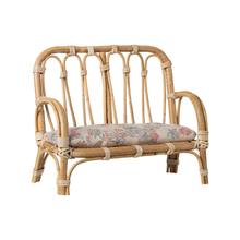  Banc en rotin large Maileg avec coussin fleuri pour maison de poupée