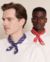 Bandana rouge "Émoi Émoi" en coton doux avec imprimé cœur et message d'amour – Émoi Émoi.