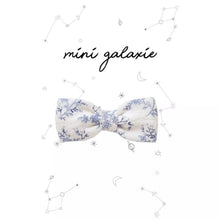  Barrette enfant en tissu fleuri bleu Mini Galaxie avec pince crocodile