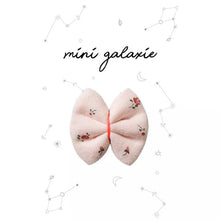  Barrette enfant Mini Galaxie en tissu fleuri rose avec nœud