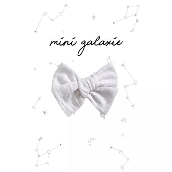 Barrette Mini Galaxie en lin couleur blanc pour enfant avec pince crocodile
