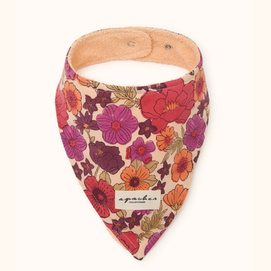 Bavoir Bami Joy Macadamia Apaches Collections – tissu Liberty fleuri sur fond crème