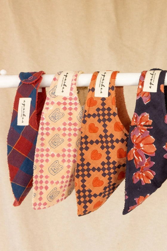 bavoir bandana bébé Bami Amor Rust Apaches Collections