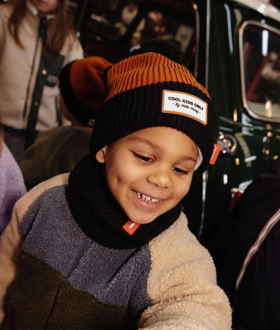 Bonnet enfant Hello Hossy Color Block Blacky marron et noir avec pompon
