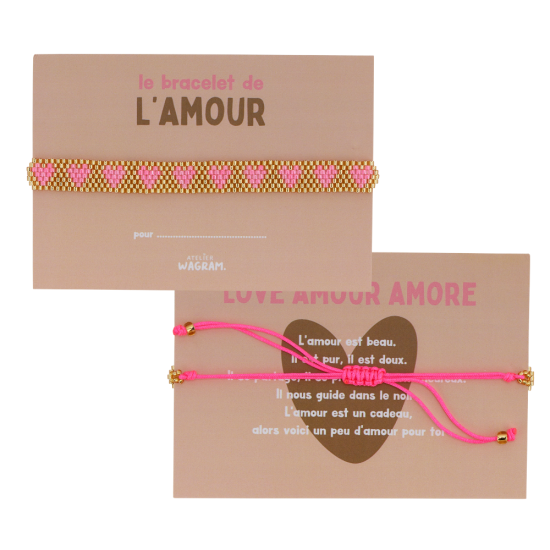 Bracelet perlé cœur rose Atelier Wagram sur carte cadeau – bijou amour à offrir