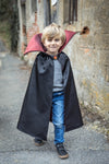 Cape vampire Great Pretenders détail du déguisement enfant