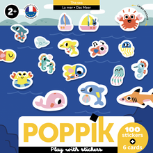  6 cartes à sticker avec 100 gommettes sur le thème de la mer, marque Poppik.