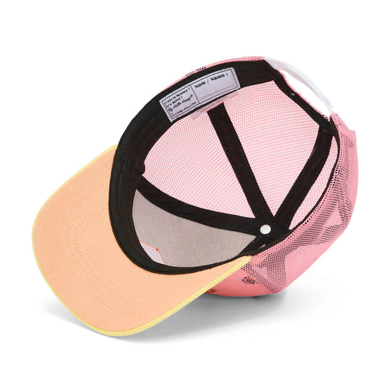 Casquette enfant Hello Hossy Snack rose et jaune pastel avec filet rose et motifs fruits