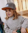 Casquette Hello Hossy velours Berry gris anthracite avec détails verts et orange pour enfant