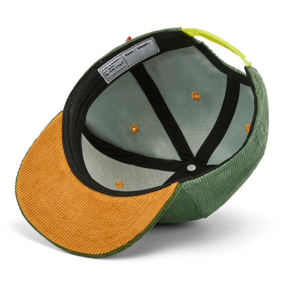 Casquette Hello Hossy velours Kiwi verte avec détails jaunes pour enfant et adulte
