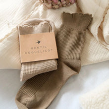  chaussettes nid d'abeille taupe gentillâtres coquelicot. 