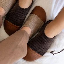  Chaussons souples tout-terrain en velours marron Les Pas Petits – Ma Biche concept store