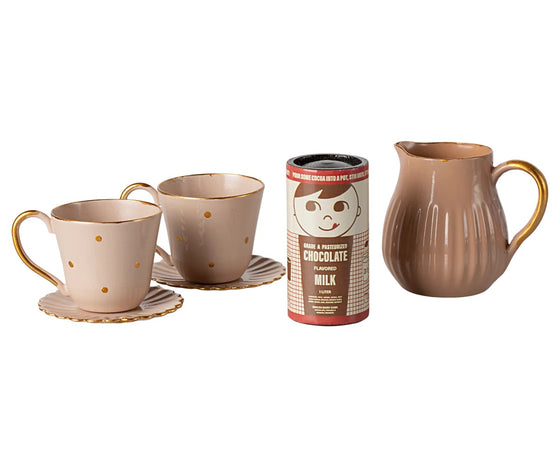 Coffret chocolat chaud pour lapins et souris Maileg.