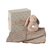  Coffret Maileg hochet lapin et lange bébé motif fleurs rose poudré