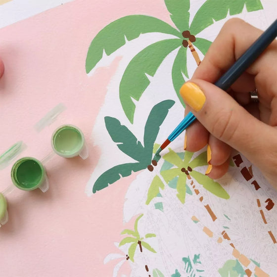 Activité peinture au numéro tropicale Bora Bora en famille