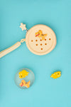 Coffret savon surprise enfant Dino jaune avec trousse à customiser Ludi Soap x Petikids