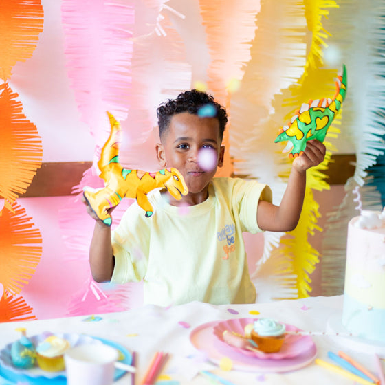 Coloriages gonflables, pack anniversaire thème dinosaures, marque Ara Créative.