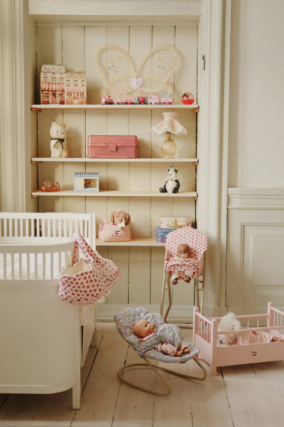 Couffin poupées Rosie Rose Konges Slojd en coton matelassé fleuri avec poignées