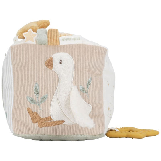 Cube d’activités bébé velours Little Dutch avec lapin et anneau de dentition