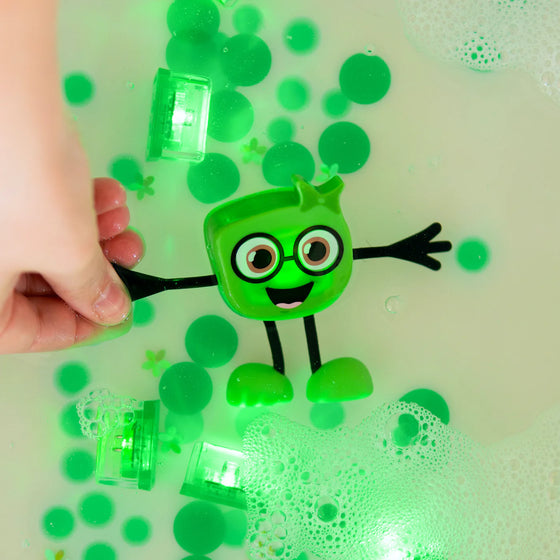 Personnage et cubes lumineux pour le bain Pippa vert Glo Pals.