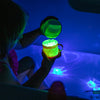 Personnage et cubes lumineux pour le bain Pippa vert Glo Pals.