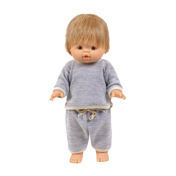 Poupée Gordis portant l’ensemble Jog Cocoone en nid d’abeille gris chiné – Minikane