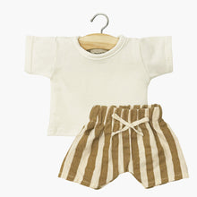  Ensemble t-shirt écru et short rayé camel pour poupée 34 cm – compatible Minikane.