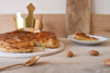 Fève Bâtonnet de Glace Baubels en porcelaine artisanale sur carte Les Jolies Fèves