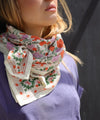 Foulard Ellis Clémentine Bellemme – foulard imprimé fleuri en coton bio, accessoire éthique et élégant pour femme et enfant.