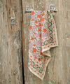 Foulard Ellis Clémentine Bellemme – foulard imprimé fleuri en coton bio, accessoire éthique et élégant pour femme et enfant.