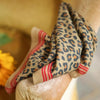 Foulard léopard kaki en laine – Enfant & adulte