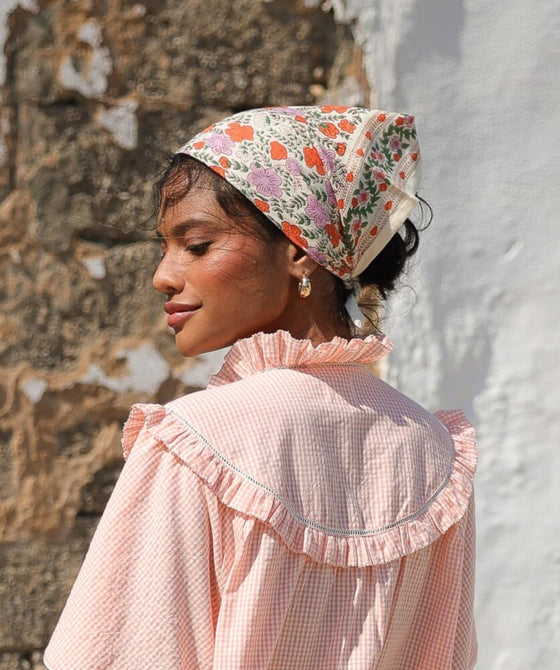 Foulard Ellis Clémentine Bellemme – foulard imprimé fleuri en coton bio, accessoire éthique et élégant pour femme et enfant.