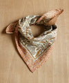 Foulard Java Desert Bellemme 50 x 50 cm ou 100 x 100 cm motif floral
