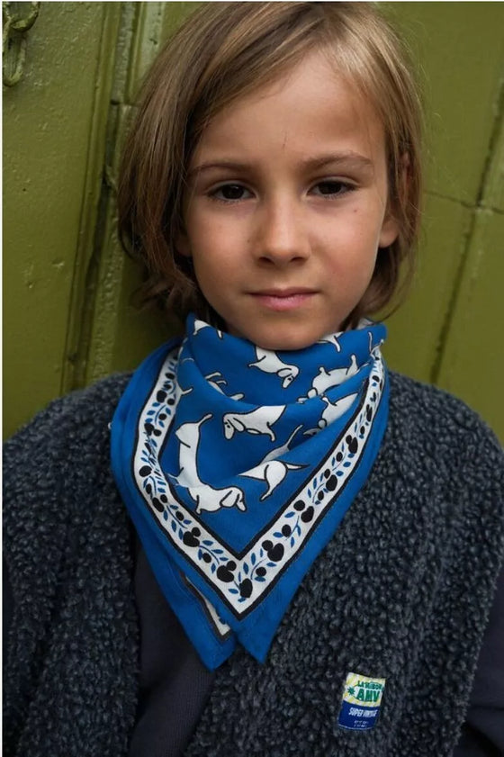 Foulard bleu Maison Augustin avec imprimé teckel pour enfant et adulte