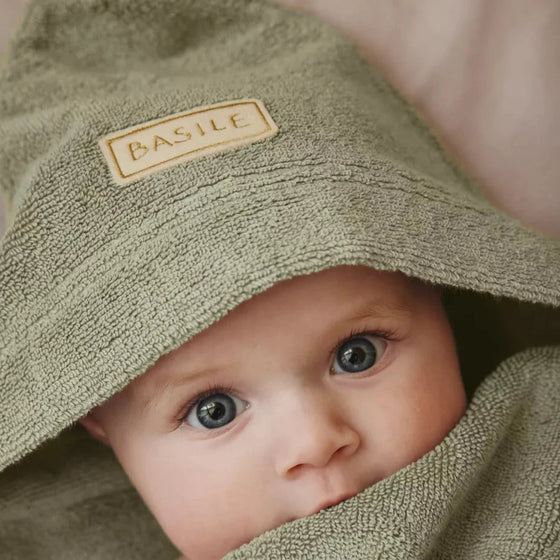 cape de bain personnalisable amande Petit Picotin bébé – serviette éponge avec capuche et prénom