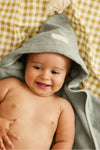 cape de bain personnalisable amande Petit Picotin bébé – serviette éponge avec capuche et prénom