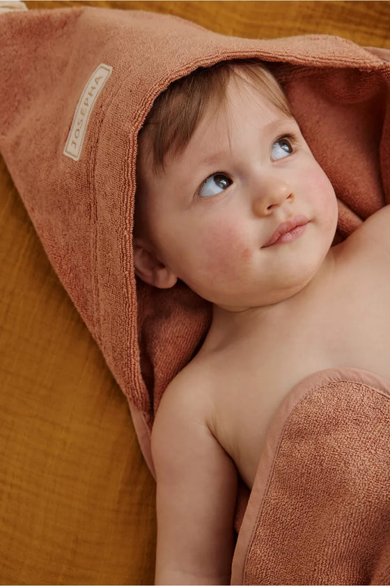 cape de bain Gabin personnalisable tomette Petit Picotin bébé – serviette éponge avec capuche et prénom