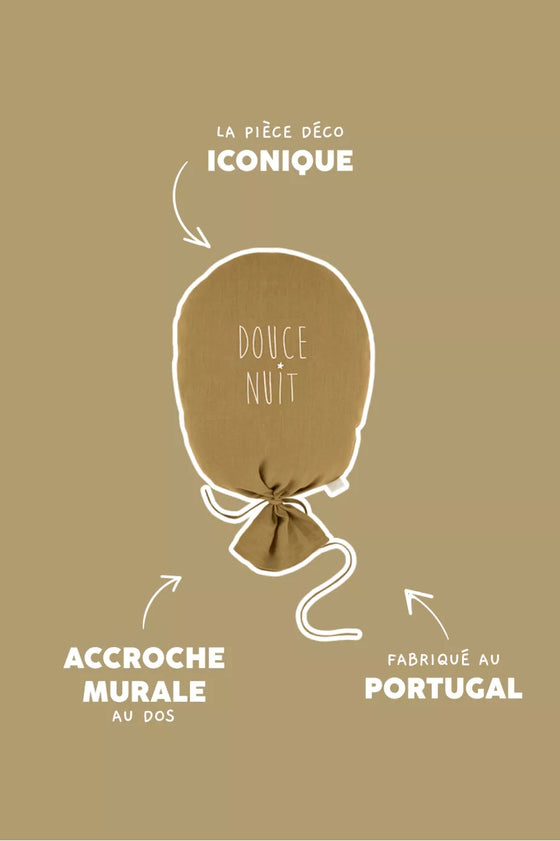 Ballon décoratif bronze Petit Picotin personnalisable avec prénom. Une touche poétique pour la chambre de bébé. Cadeau unique chez Ma Biche.