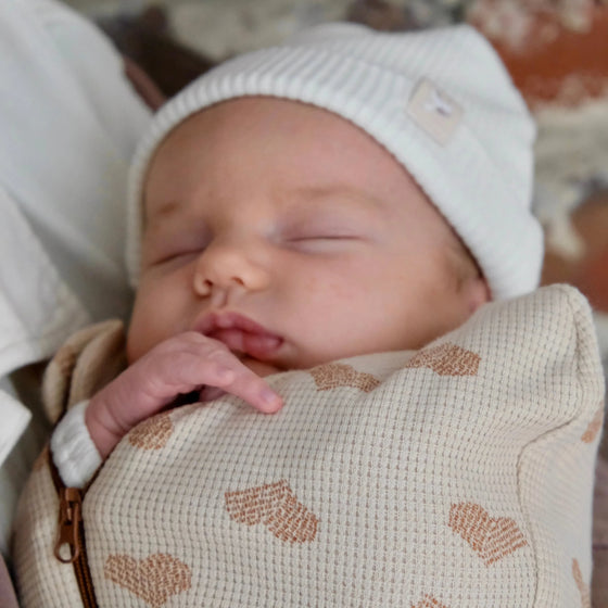 Gigoteuse d'emmaillotage Coeur pour nouveau né Tante Reine