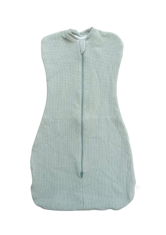 Gigoteuse d'emmaillotage Sauge pour nouveau né Tante Reine.